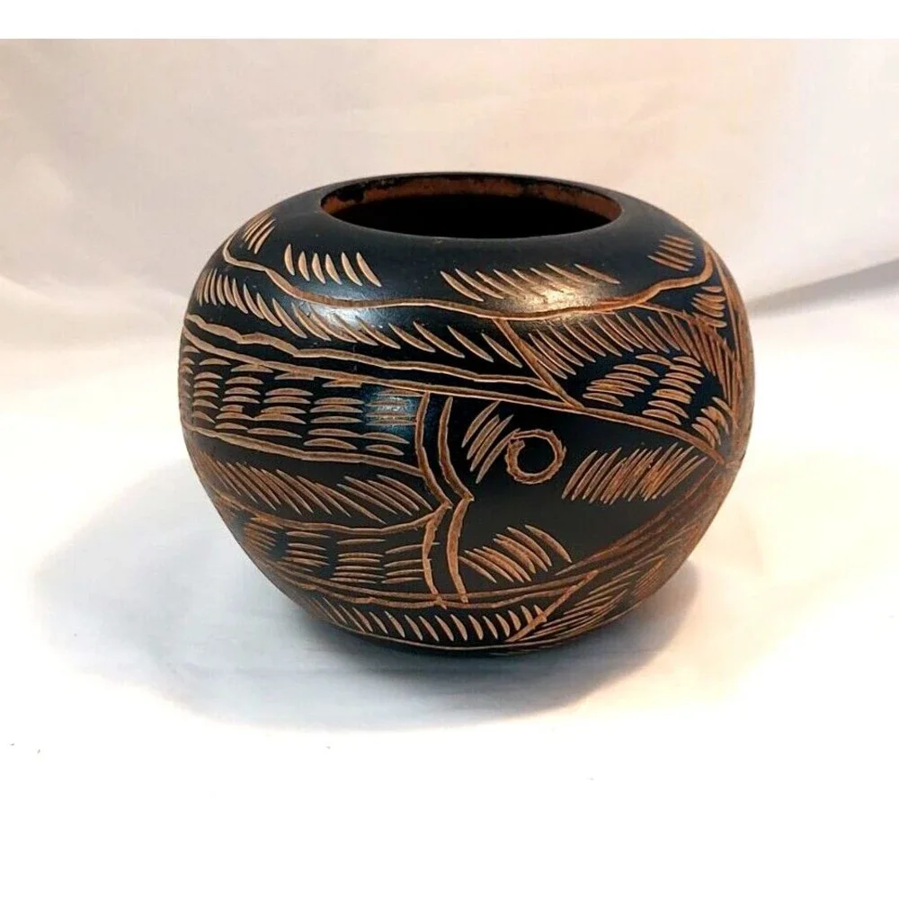 Vintage Hand Carved & Painted Mexican Wood Bowl Folk Art 7”x5.5” - Picture 3 of 7